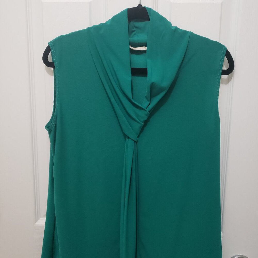 Women's Teal sleeveless shirt